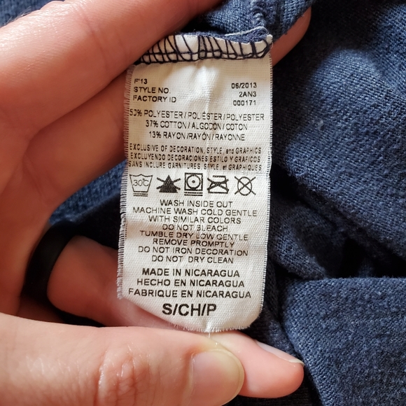 Women's NFL Team Apparel v-neck tee - Picture 4 of 4